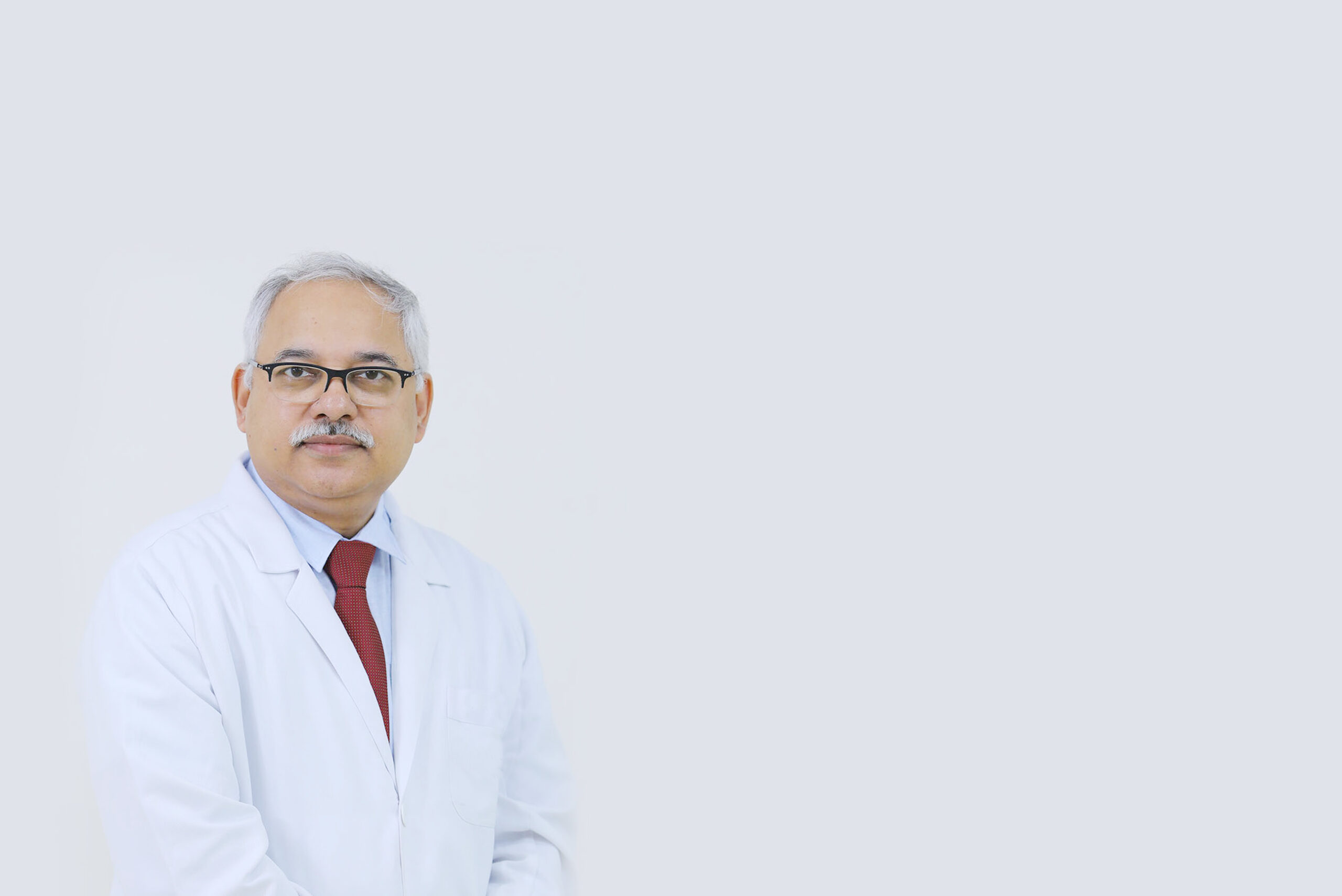 best kneee, hip and joint replacement surgeon in Delhi